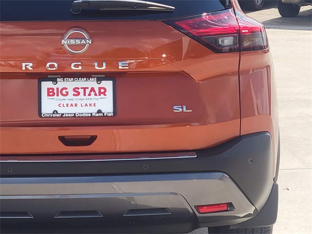 2022 Nissan Rogue SL - 5