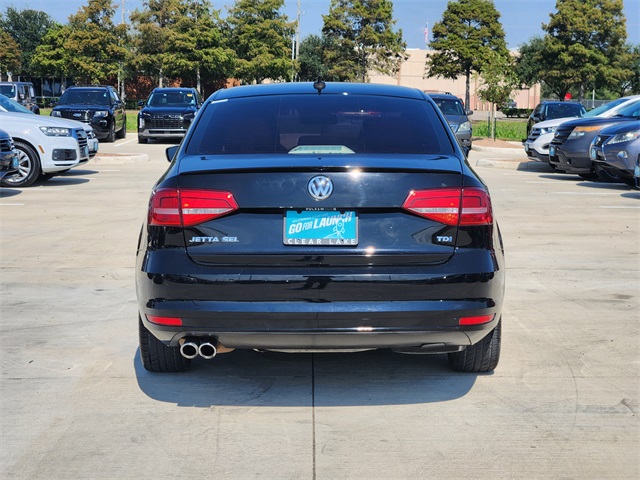 2015 Volkswagen Jetta 2.0 TDI SE photo 4