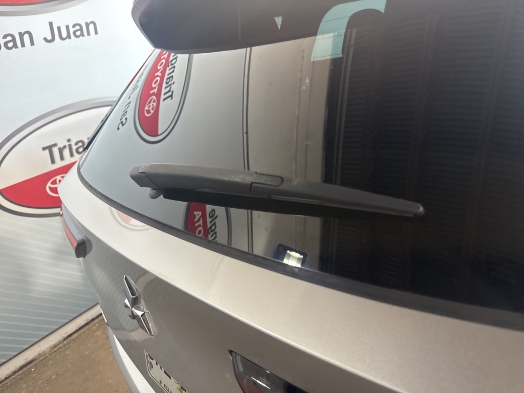 Thumbnail: 2022 Mitsubishi Outlander - 20