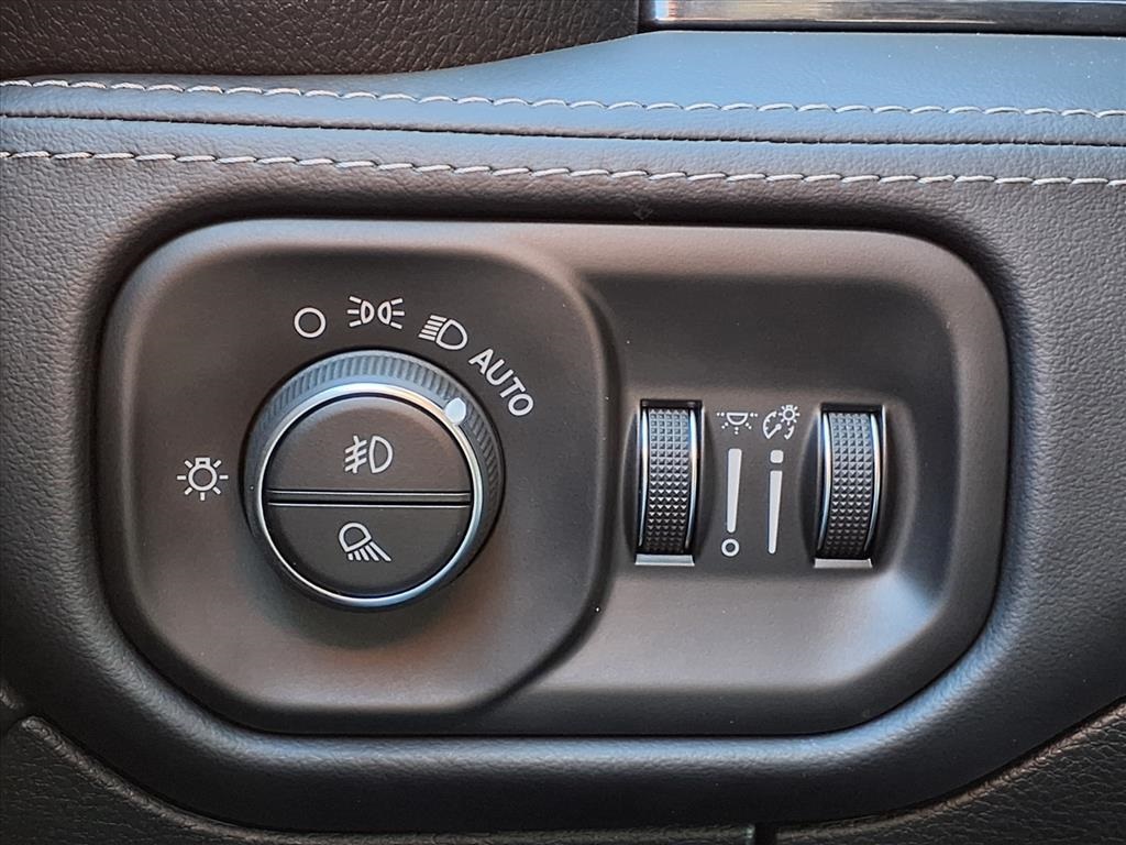 2022 Ram 1500 Limited - 11