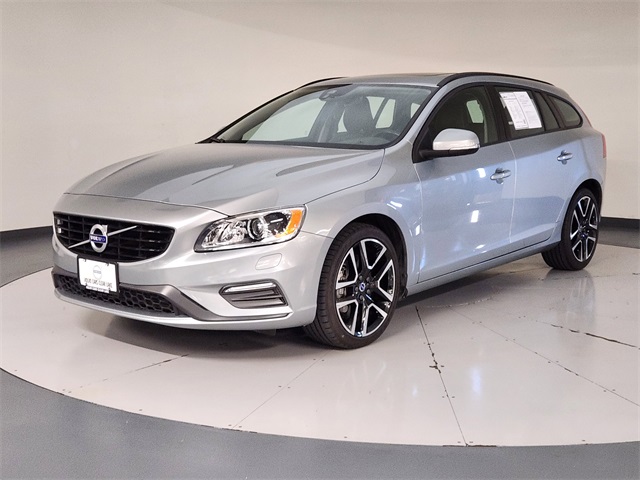 2018 Volvo V60 T5 Dynamic