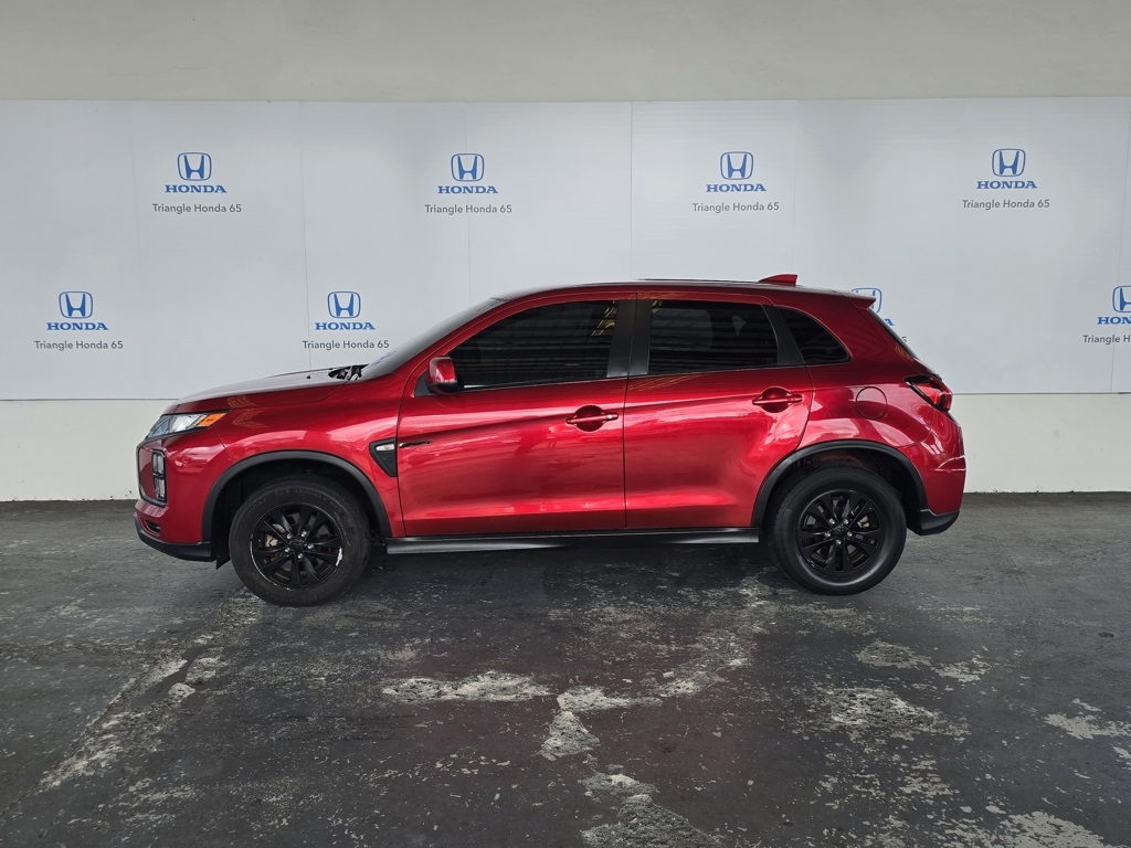 Thumbnail: 2022 Mitsubishi Outlander Sport - 3