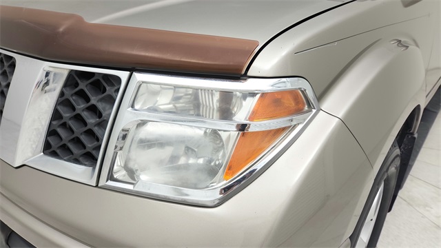 2008 Nissan Frontier LE  at Emmons Autoplex