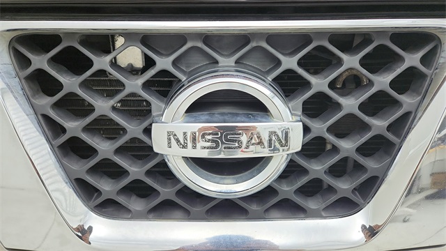 2008 Nissan Frontier LE  at Emmons Autoplex