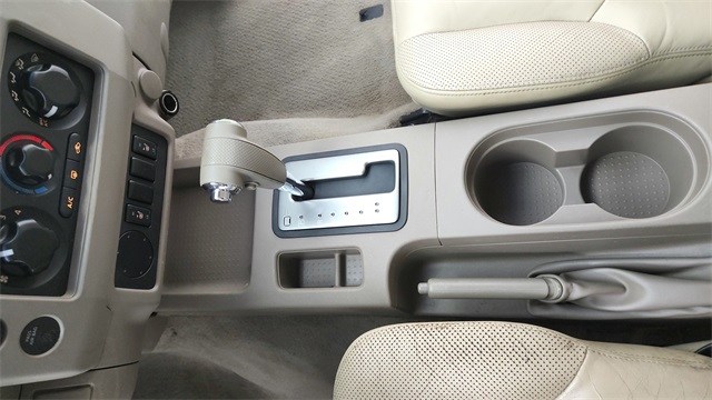 2008 Nissan Frontier LE  at Emmons Autoplex