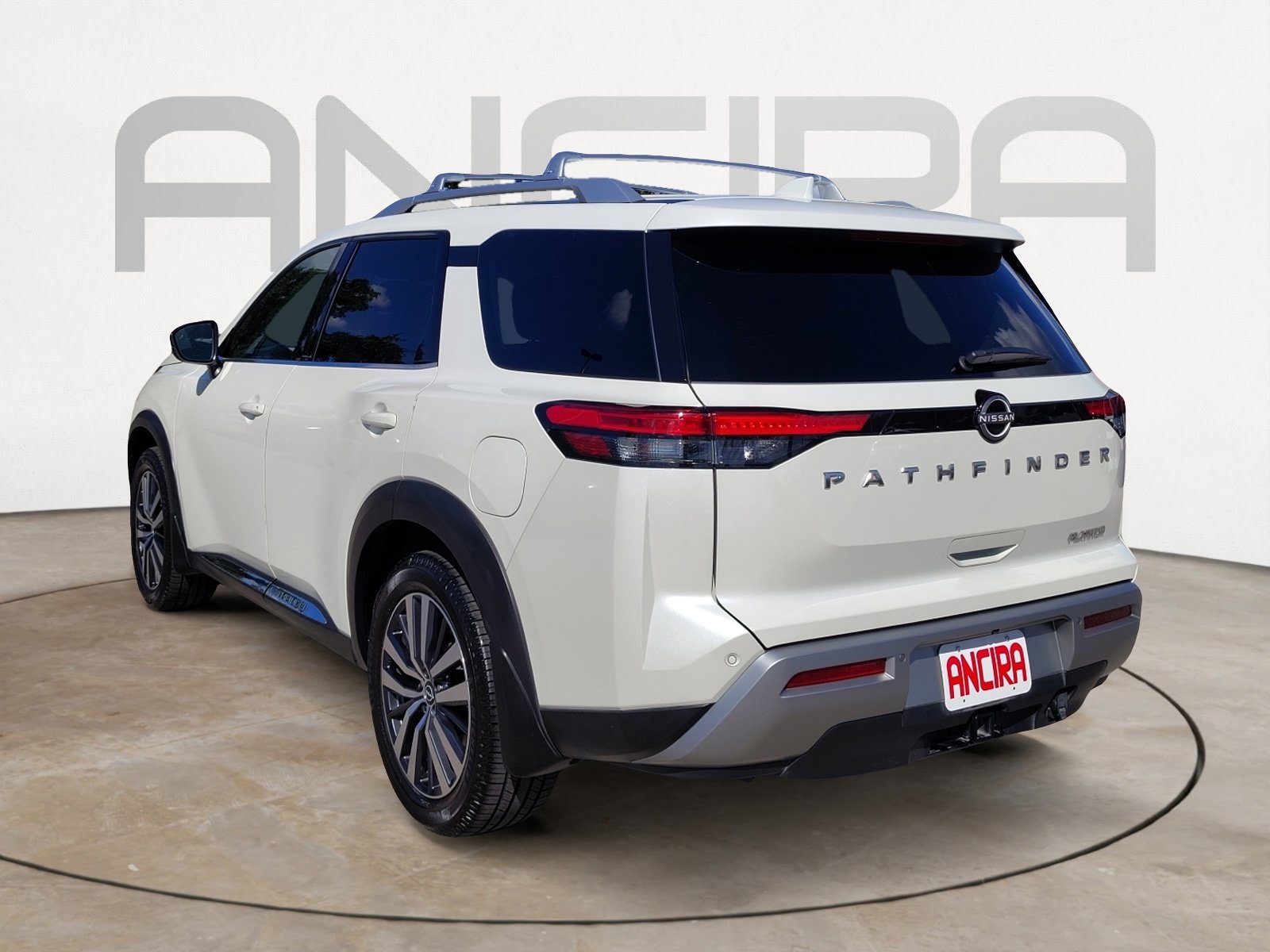 Used Car 2022 Nissan Pathfinder  Platinum For Sale Under $35,000 In San Antonio, Texas