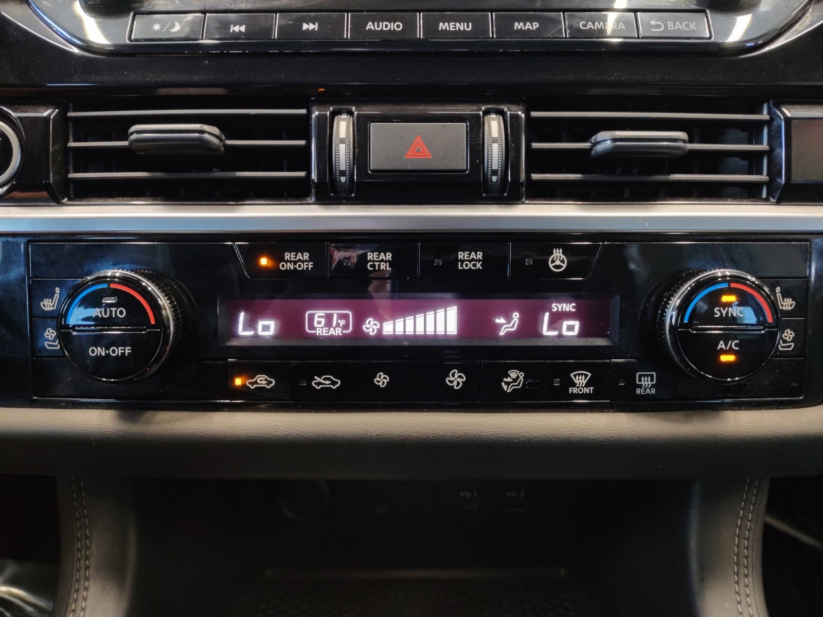 Used Car 2022 Nissan Pathfinder  Platinum For Sale Under $35,000 In San Antonio, Texas
