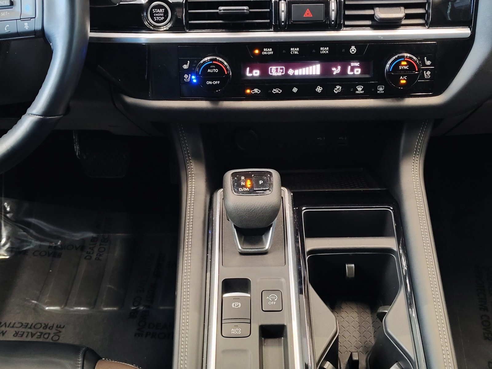 Used Car 2022 Nissan Pathfinder  Platinum For Sale Under $35,000 In San Antonio, Texas