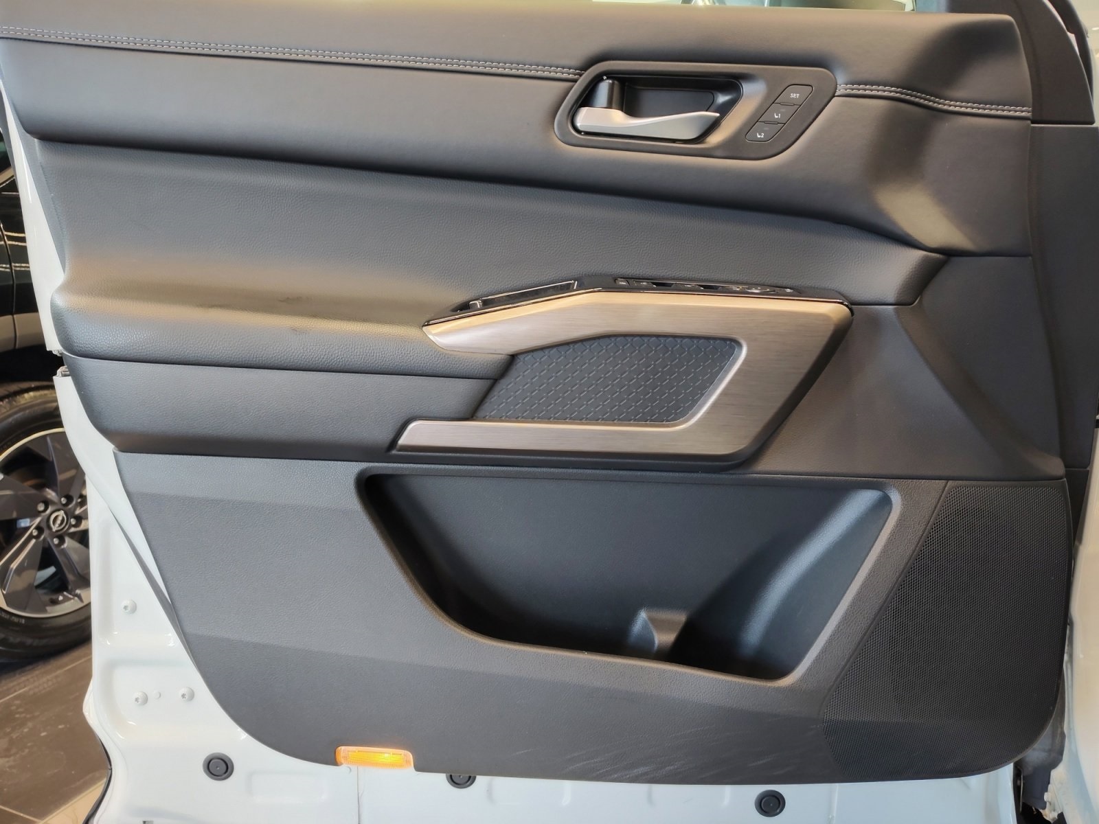 Used Car 2022 Nissan Pathfinder  Platinum For Sale Under $35,000 In San Antonio, Texas