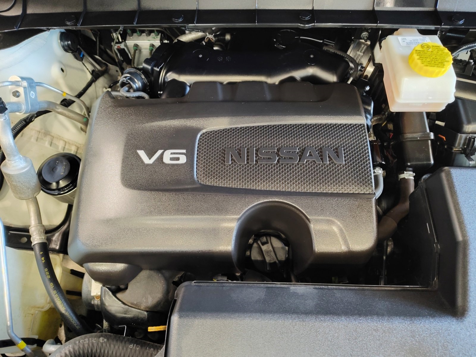 Used Car 2022 Nissan Pathfinder  Platinum For Sale Under $35,000 In San Antonio, Texas