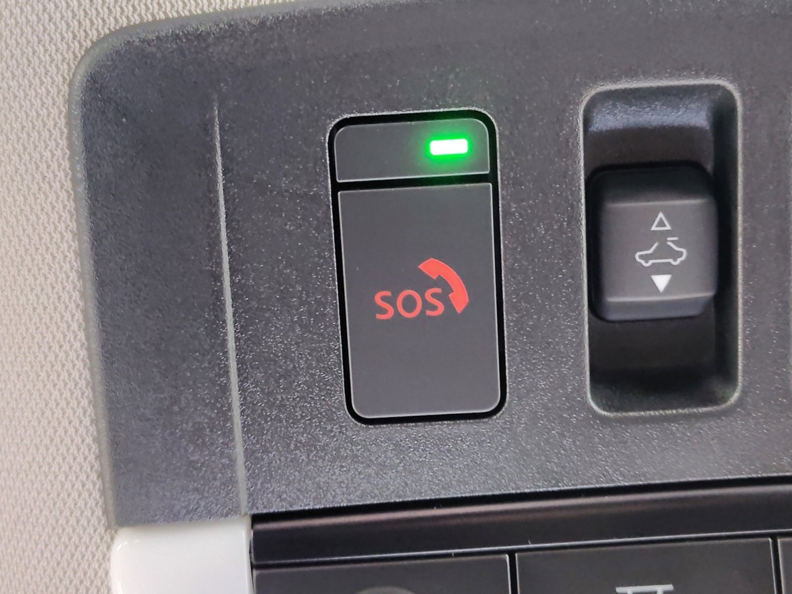 Used Car 2022 Nissan Pathfinder  Platinum For Sale Under $35,000 In San Antonio, Texas