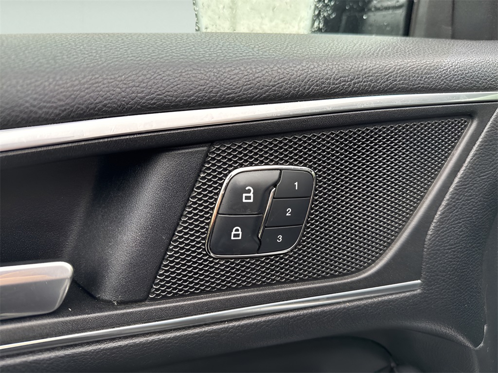 2016 Ford Edge