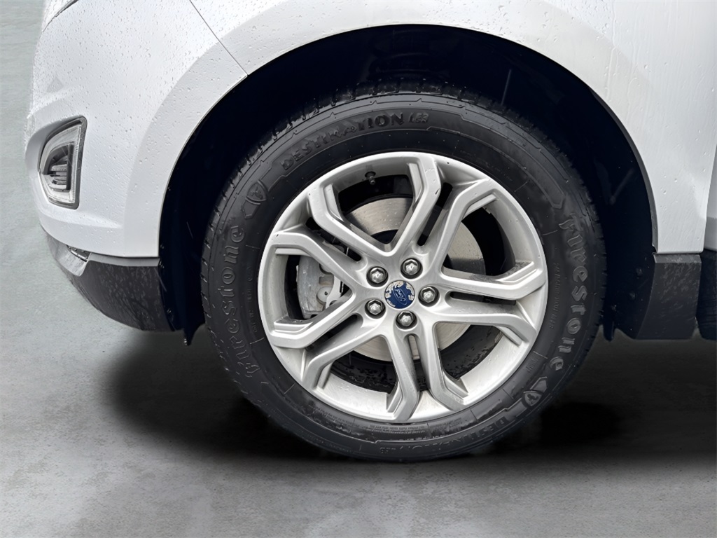 2016 Ford Edge