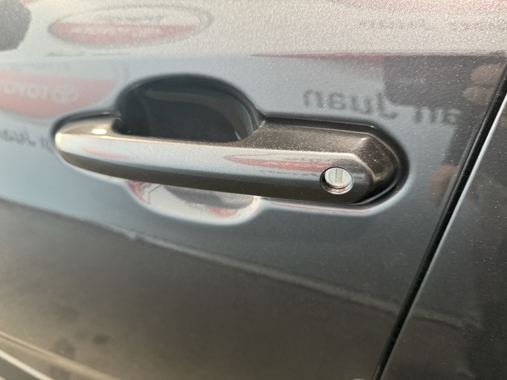 Thumbnail: 2025 Toyota RAV4 - 13