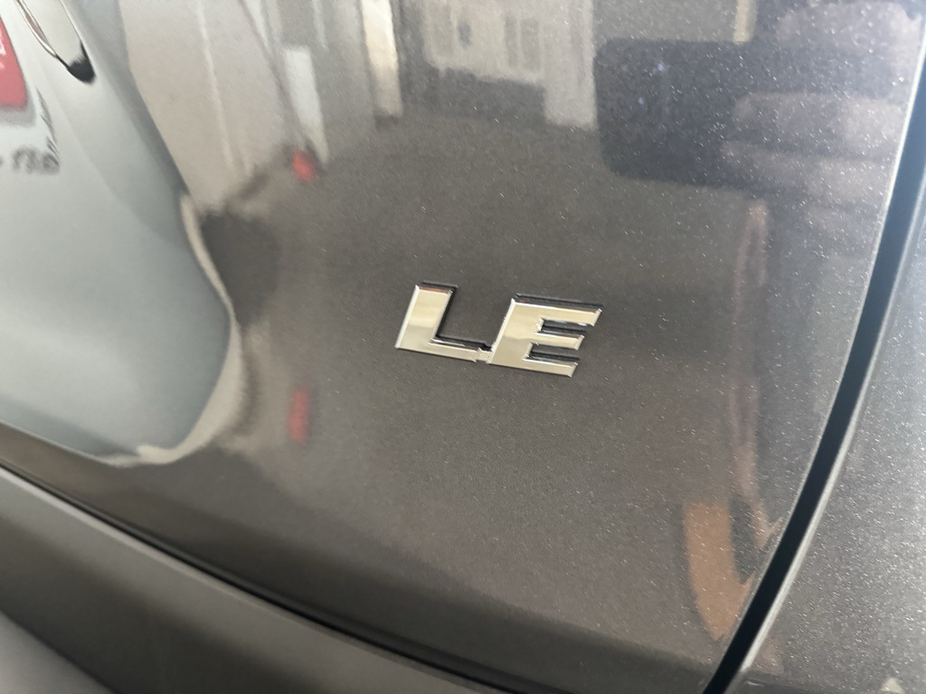 Thumbnail: 2025 Toyota RAV4 - 17