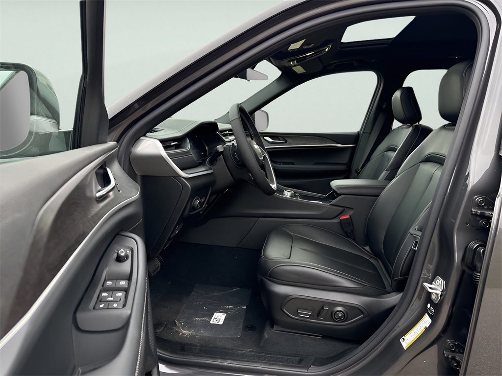 2025 Jeep Grand Cherokee L