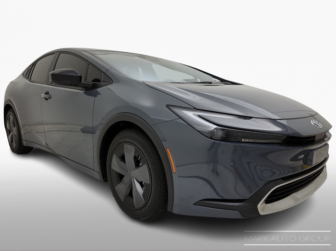 2025 Toyota Prius Plug-In Hybrid SE