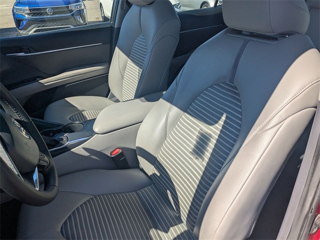 2018 Toyota Camry SE Red at Superior Kia