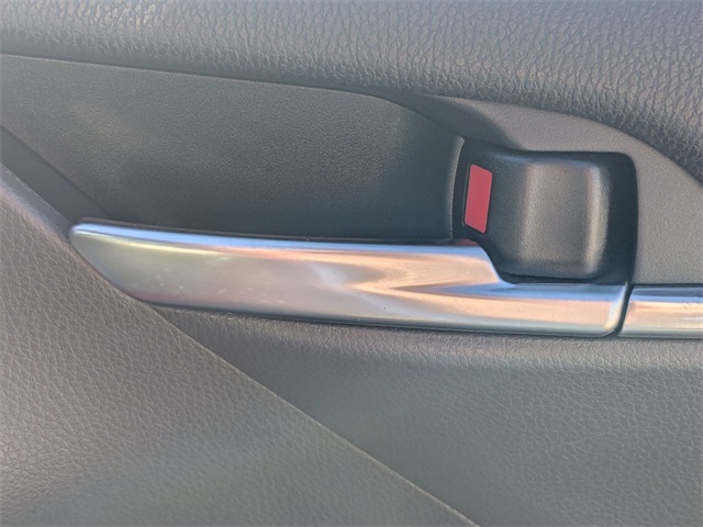 2018 Toyota Camry SE Red at Superior Kia