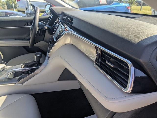 2018 Toyota Camry SE Red at Superior Kia