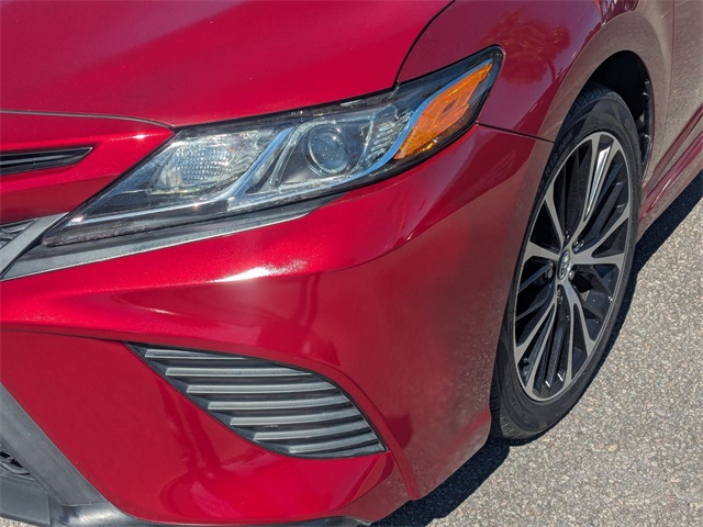 2018 Toyota Camry SE Red at Superior Kia