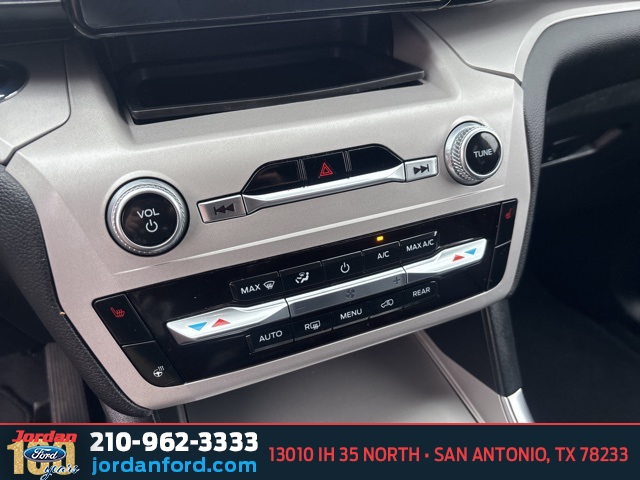 Used Car 2023 Ford Explorer  Xlt For Sale Under $30,000 In San Antonio, Texas