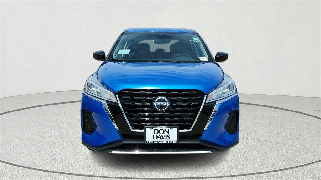 2025 Nissan Kicks Play