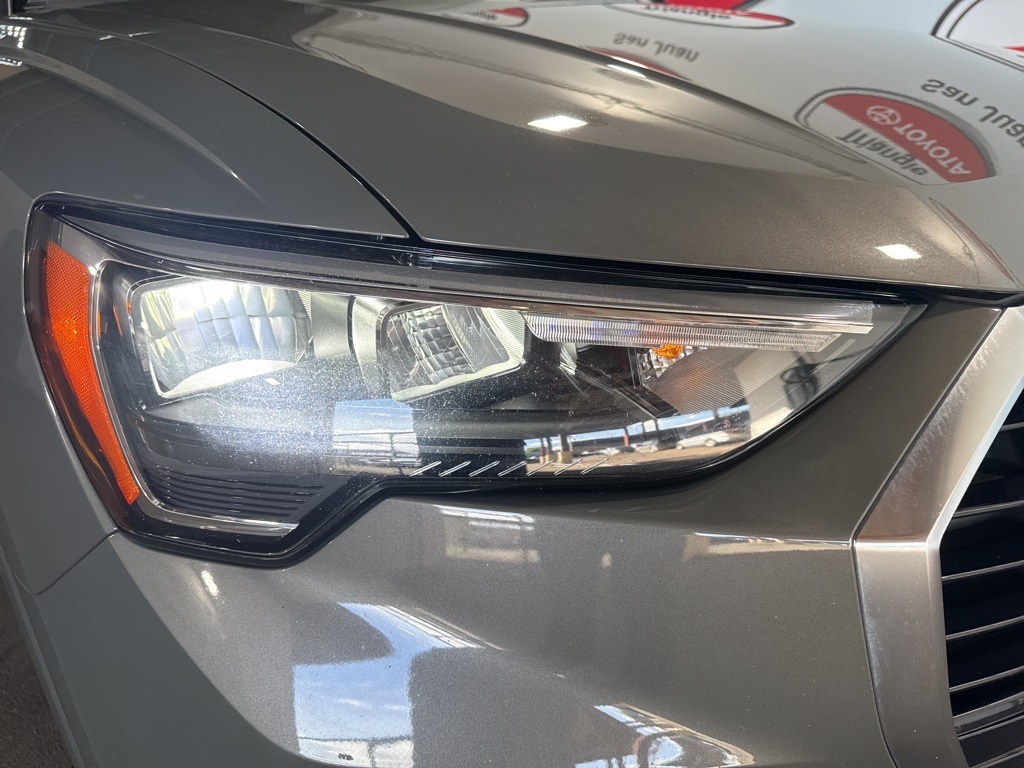 Thumbnail: 2021 Audi Q3 - 12
