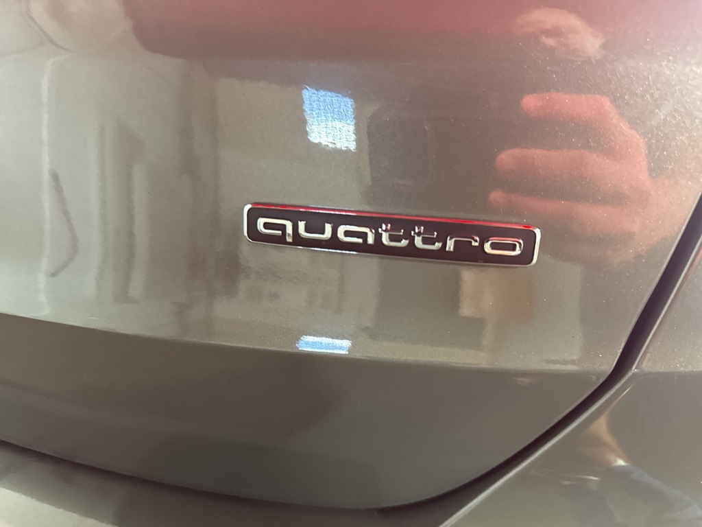 Thumbnail: 2021 Audi Q3 - 18