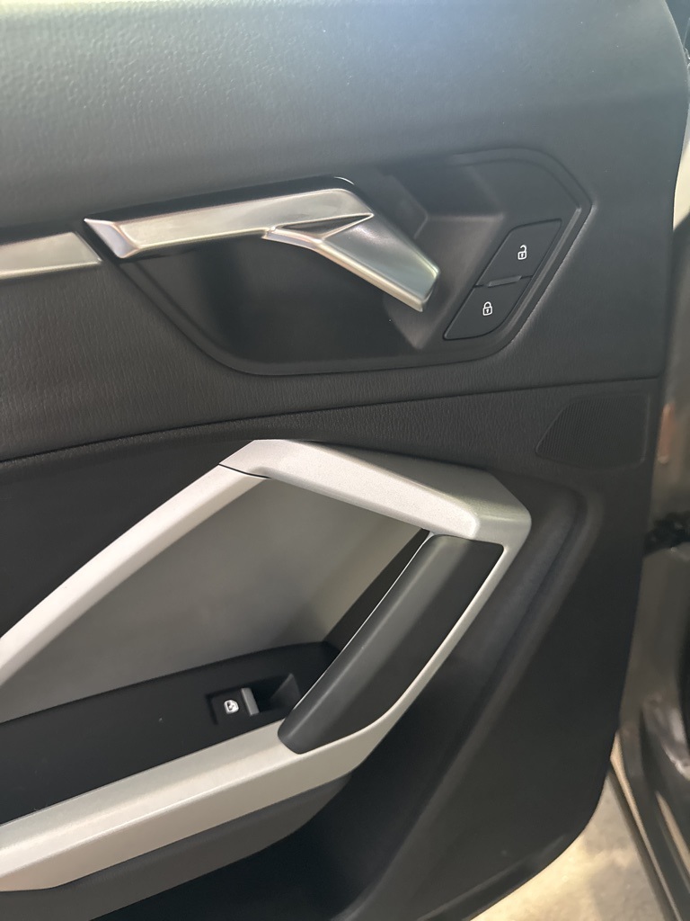 Thumbnail: 2021 Audi Q3 - 27