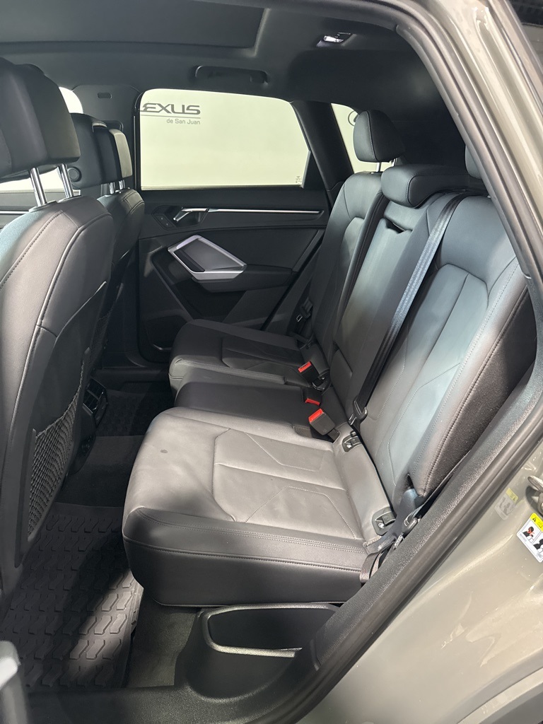 Thumbnail: 2021 Audi Q3 - 28