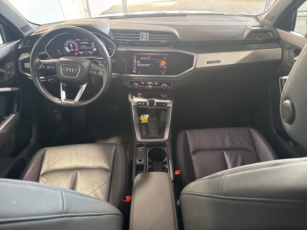 Thumbnail: 2021 Audi Q3 - 30