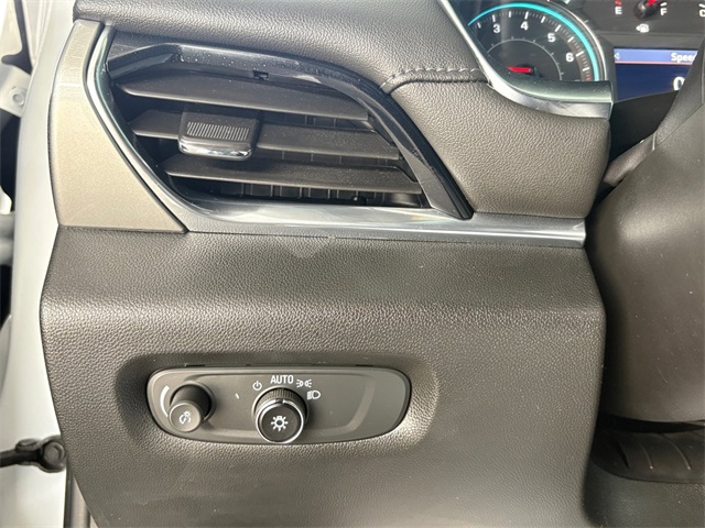Used Car 2023 Chevrolet Traverse  Lt For Sale Under $35,000 In San Antonio, Texas
