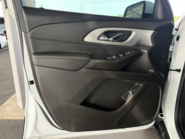 Used Car 2023 Chevrolet Traverse  Lt For Sale Under $35,000 In San Antonio, Texas