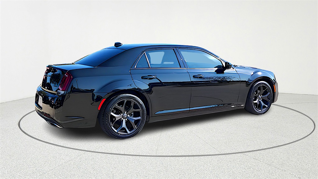 2022 Chrysler 300
