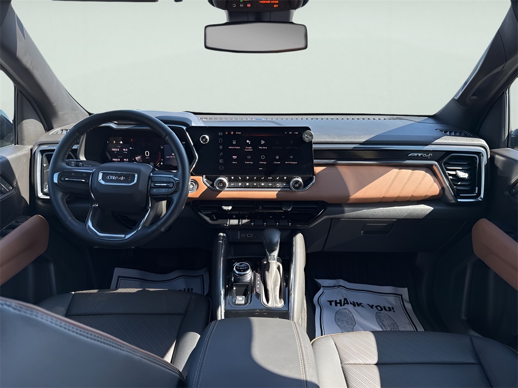 2024 GMC Canyon