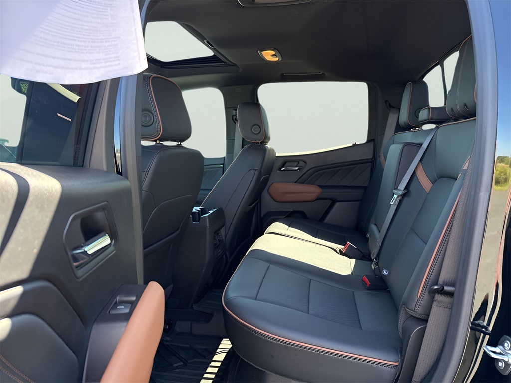 2024 GMC Canyon