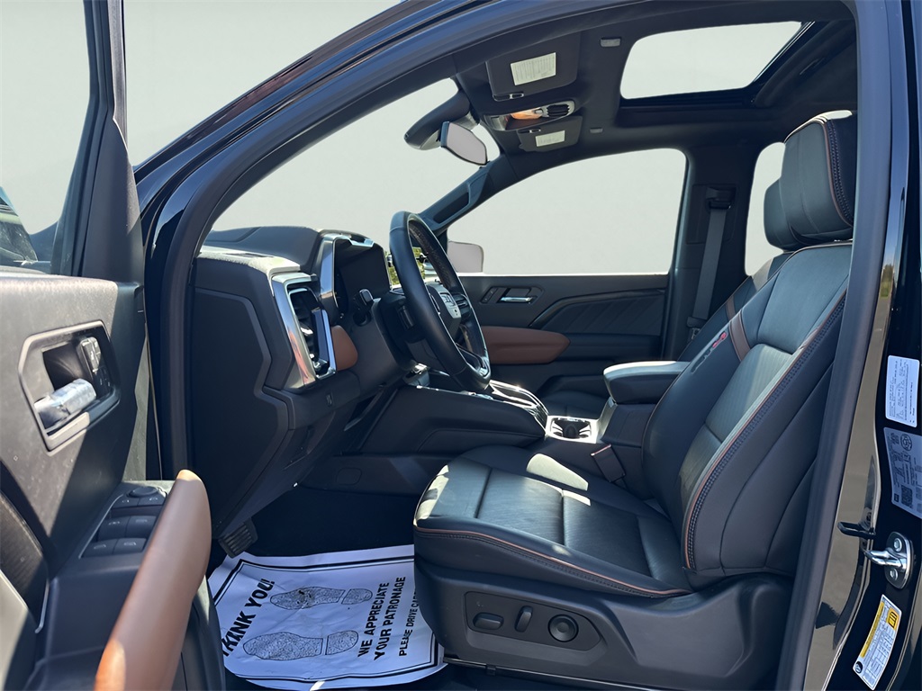 2024 GMC Canyon