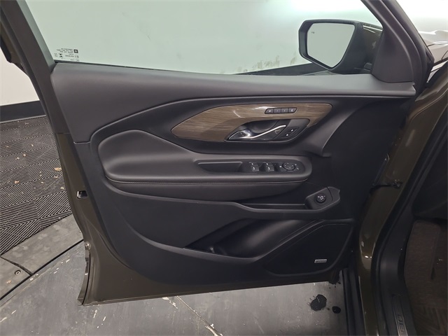 2023 – GMC – Terrain