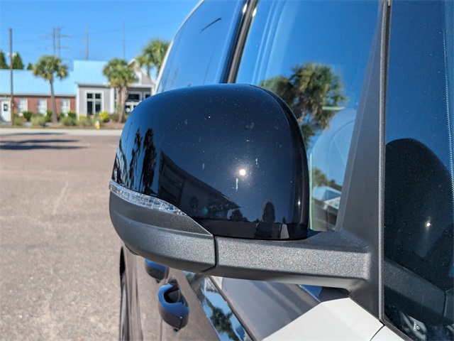 2025 Volkswagen ID. Buzz Pro S Plus - 10