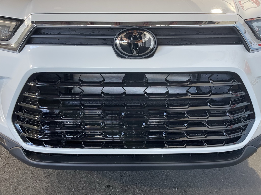 Thumbnail: 2026 Toyota Grand Highlander - 11