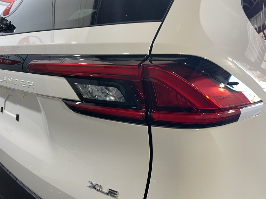 Thumbnail: 2026 Toyota Grand Highlander - 15