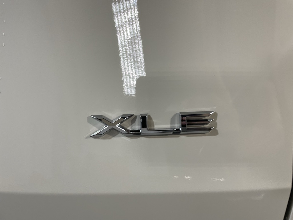 Thumbnail: 2026 Toyota Grand Highlander - 16