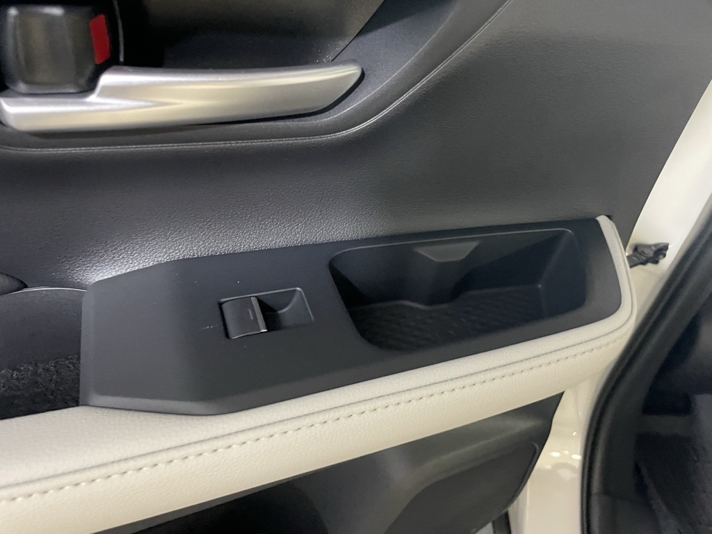 Thumbnail: 2026 Toyota Grand Highlander - 24