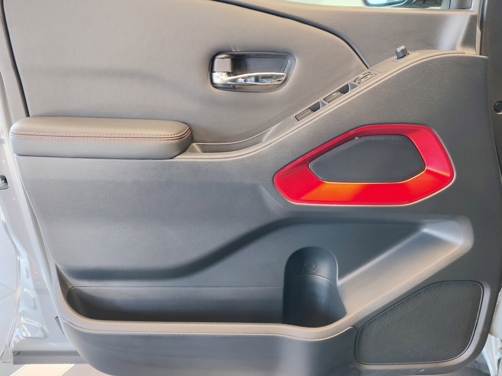 Used Car 2024 Nissan Frontier  Pro-4x For Sale Under $40,000 In San Antonio, Texas