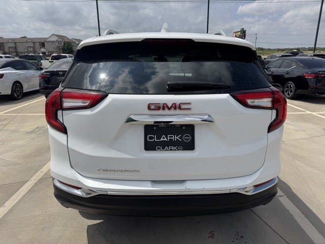 2023 Gmc Terrain SLT photo 9