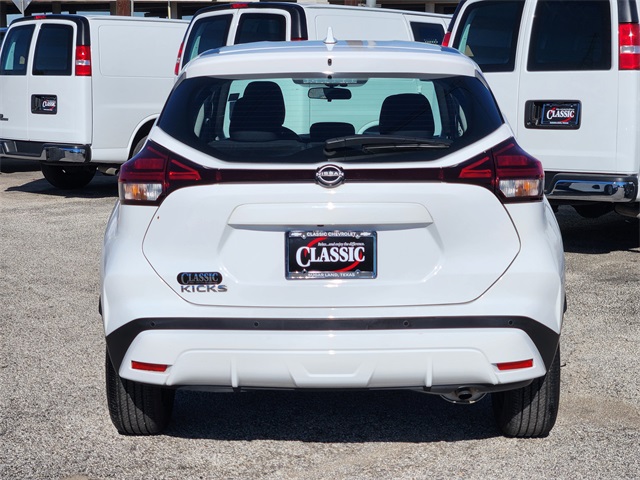 2022 Nissan Kicks S White at Emmons Autoplex