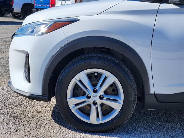 2022 Nissan Kicks S White at Emmons Autoplex