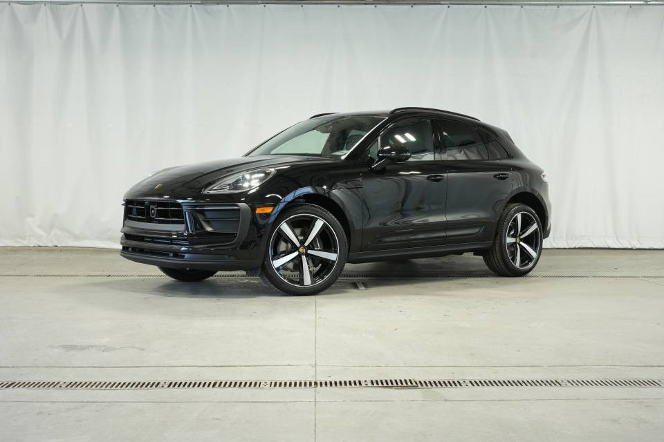 2026 Porsche Macan