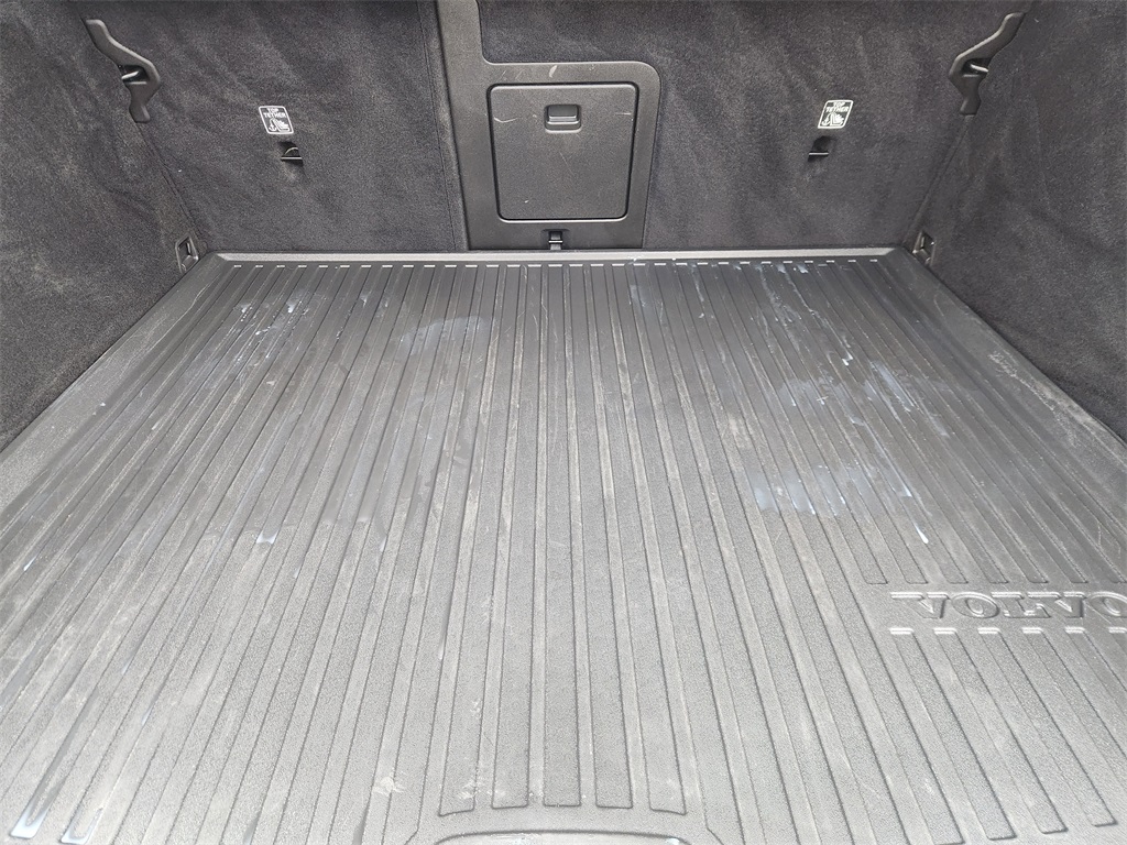 2022 Volvo XC60 B5 Inscription White at DeMontrond Automotive Group